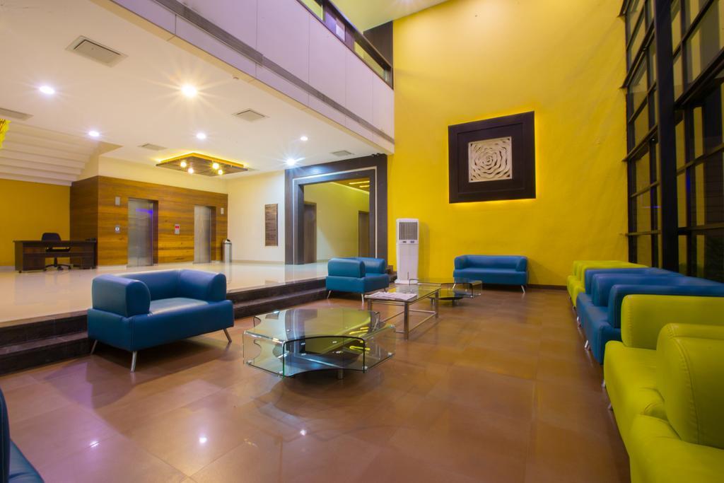 Hotel Waterlily Indore Luaran gambar